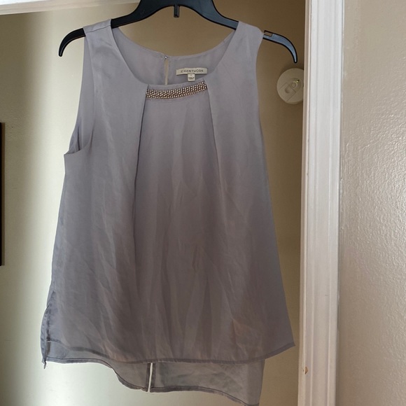 41 Hawthorn Tops - LIKE NEW silver sleeveless top